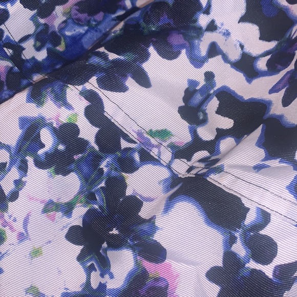 Express Mini Skirt - Picture 3 of 3